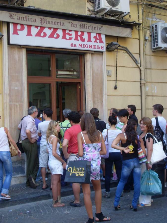 Ferienwohnung Nel Cuore Di Napoli Exterior foto